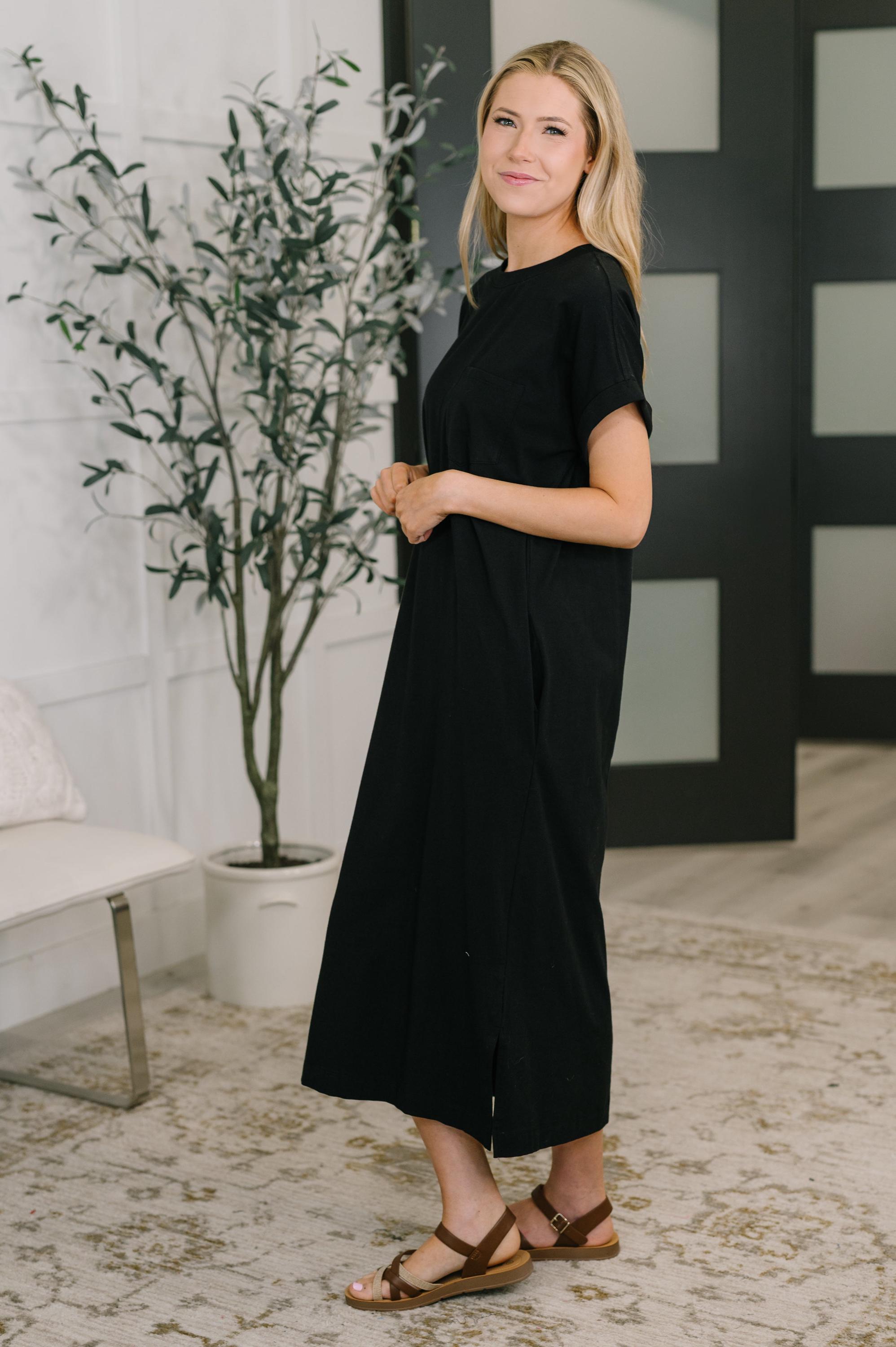 Fix You Right up Short Sleeve Midi Dress in Black — view 3