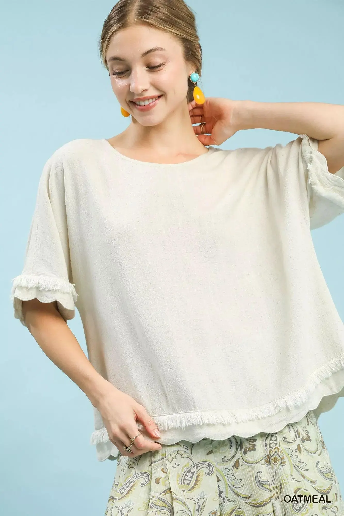Oceanside Linen Frayed Hem Scallop Top