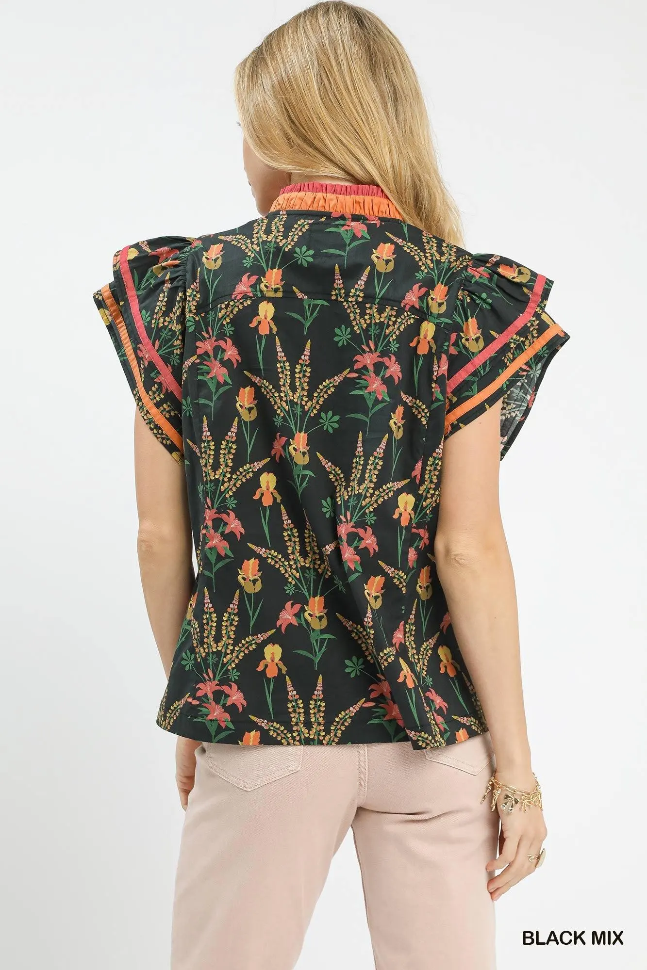 She's Got It Floral Charm Cotton Blouse in Midnight — view 4